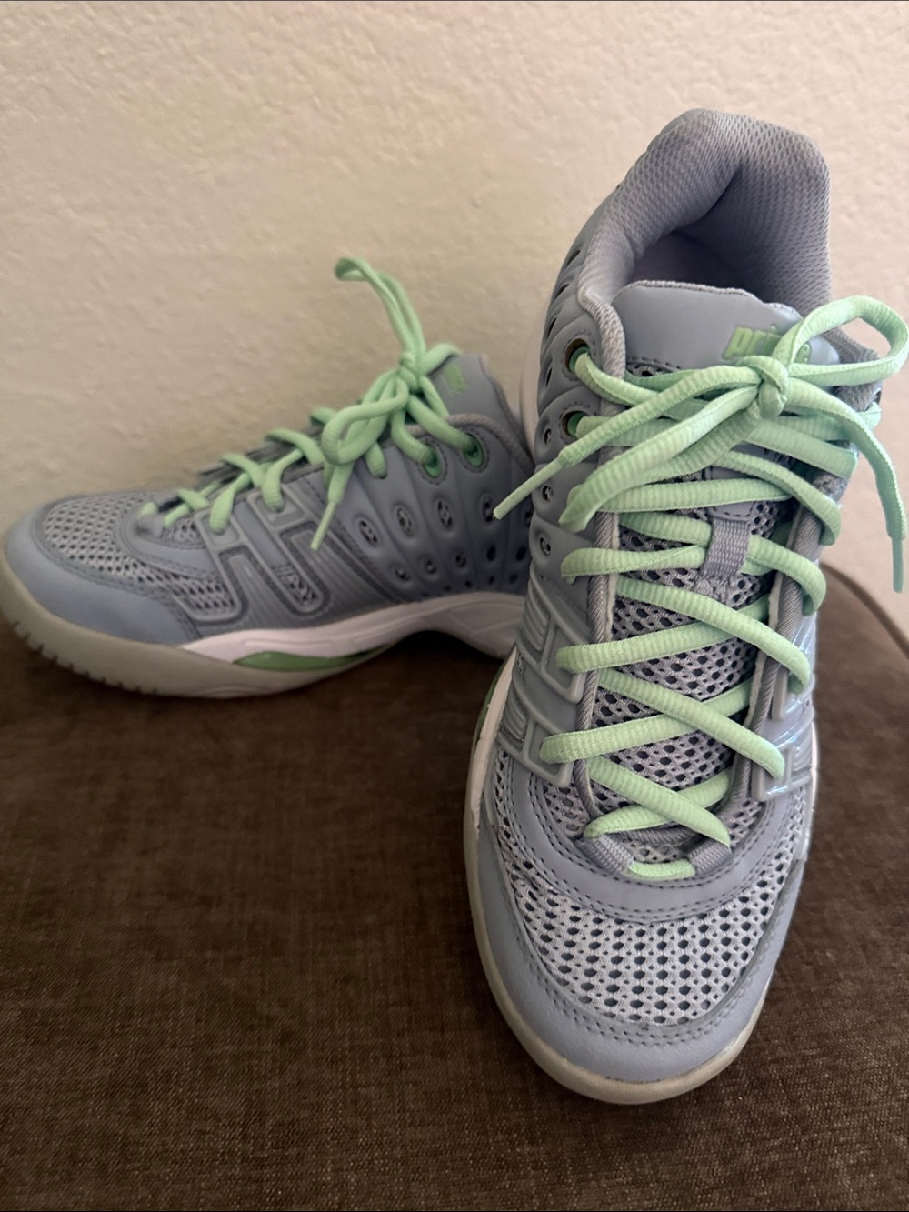 Prince T22 Women’s Tennis shoes in grey/mint